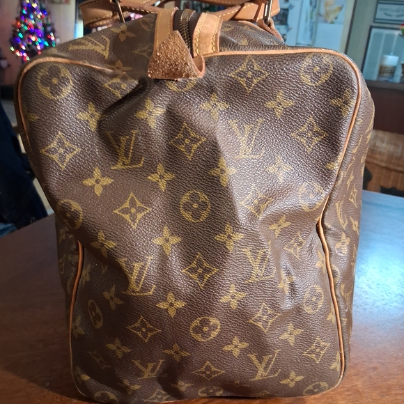 Louis Vuitton Brown Monogram Travel Bag - Picture 3 of 16